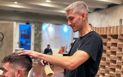 La cura per i capelli a casa: i consigli di H2Color